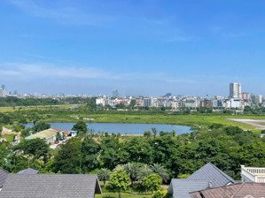 bán nhà đẹp 8 tầng thang máy lâm hạ. 70m. gara 2 oto. ngõ 2 oto tránh gần đường. 26 tỉ. 
