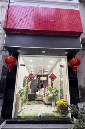 nhà đẹp, mp trần thái tông - cầu giấy, kinh doanh 40tr/ tháng. 42m - 5 tầng - giá 26.9 tỷ