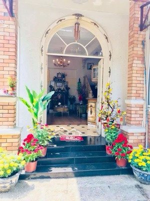 biệt thự 3 tầng ,hồ đắc di,tân phú, dt 9x16m,giá 13,3 tỷ.