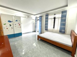 cần cho thuê phòng trong nhà nguyên căn
