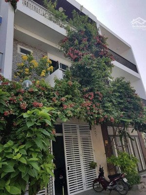 chủ cần bán căn nhà khu đô thị vĩnh điềm trung - tp nha trang.. zá: 10 tỷ..đường rộng 13m