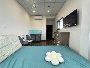 chdv q7 - 4 tầng- 50tr/th - 47m2 - hoàn công đủ- 8pn- giá 6.95 tỷ