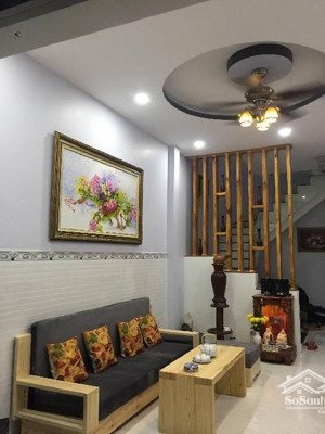 bán gấp nhà mặt tiền hẻm thông thoáng 2 tầng lê văn sỹ nhỉnh 8tỷ( thương lượng)