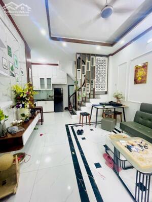 Bán nhà Ngọc Hà, Ba Đình, ngõ 3 gác, lô góc, 3 thoáng, 37m2, 5 tầng, chỉ 9.2 tỷ