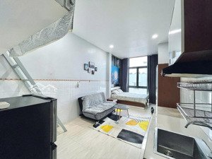 căn hộ duplex ban công full nt, 4 người 4 xe, thang máy & hầm xe, gần đại học hoa sen & ueh q10