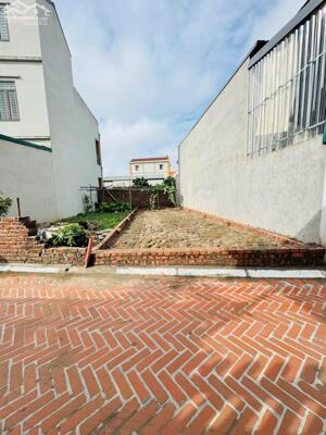  BÁN 51,4M² ĐẤT TẠI LẠI ĐÀ – ĐÔNG ANH Vị trí đắc địa – Pháp lý chuẩn chỉnh – Giá nhỉnh 6 tỷ - Ô TÔ tránh