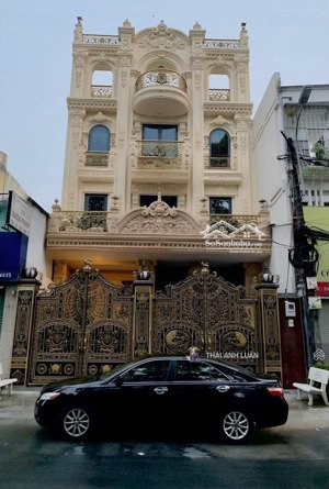 căn biệt thự khu compound rẻ nhất nguyễn văn hưởng. 160m2 (10x16m) - 3 tầng (full nội thất). 37 tỷ