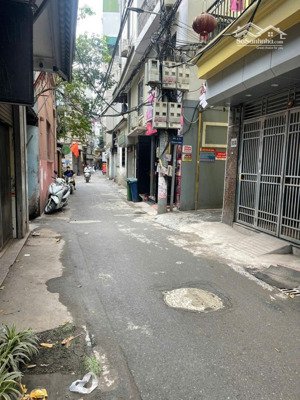 bán nhà cạnh đh quốc gia 41m2 ô tô tránh cách 30m 6.5 tỷ