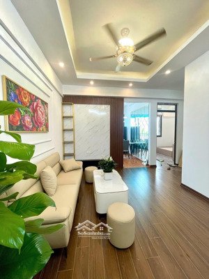 bán chung cư đền lừ, hoàng văn thụ, hoàng mai, nhà đẹp, tầng trung 2pn, full nội thất xịn 60m2