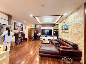 bán căn hộ cc toà viễn đông star, giáp nhị hoàng mai, tầng trung 3pn, full nội thất 110m2