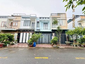 nhà 1 trệt 1 lầu 1 tum 69m² 2pn 2wc p.tân đông hiệp, dĩ an , tphcm mới giá 3.650 tỷ