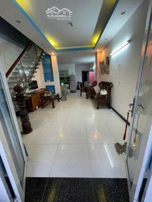 bân nhà 1 lầu hoàn công, thiết kế đẹp, gần ủy ban, chợ, trường học, khu dân cư an ninh