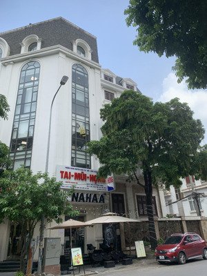 mặt phố nguyễn thị định - dt 92m2 - mt 8m - dòng tiền 100tr/ tháng - kinh doanh đỉnh