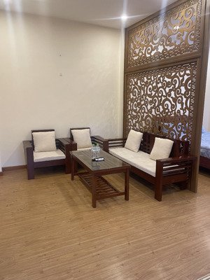 chính chủ cho thuê chdv ngõ 294 kim mã thông ra ngõ 210 đội cấn 50m2 full nội thất 6,5triệu