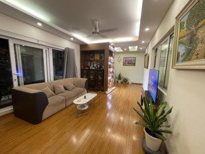 chính chủ cần bán căn góc chung cư 3 phòng ngủ 99m2 tại toà c2 xuân đỉnh