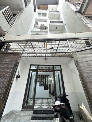 bán nhà hồ đền lừ 52m2 5 tầng. giá chào 8,190 tỷ