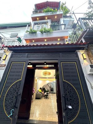 bán nhà 5 tầng btct đường lý thường kiệt phường 14 quận 10