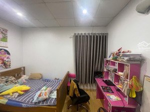 bán căn hộ man thiên đầy đủ tiện nghi, sát trạm xe buýt và ga metro. giá chỉ 2.6 tỷ