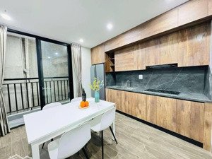 tôi chính chủ bán căn hộ n07b3 thành thái 7 tỷ, 90m2, 3pn, 2wc, view đẹp