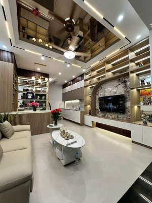 siêu phẩm kinh doanh mặt ngõ đẹp thanh nhàn lô góc - full nội thất - 8.95tỷ