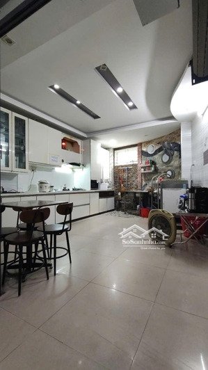 bán nhà 4 tầng đường phạm văn nghị gần đường lớn nguyễn hữu thọ sân bay quốc tế đà nẵng