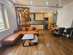 một em siêu phẩm có 1 không 2 tại tòa nhà n05 trần quý kiên, dt 53m2, giá 4.25 tỷ, cầu giấy