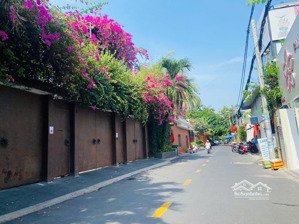 bán đất mt đường ngô quang huy, trung tâm thảo điền. dt: 7,5x30 cn 225m2. xây: hầm 7 tầng gía 70 tỷ