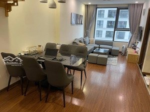 bán gấp căn 2n 67m2 eco green 286 nguyễn xiển giá 4,x tỷ lh e nhung 