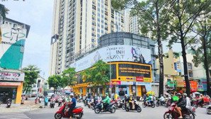 cho thuê góc 2 mặt tiền rộng võ văn kiệt gần trần đình xu quận 1