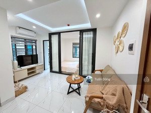 tòa chdv đê la thành đống đa, 58m2, 10 căn hộ đủ nội thất, cho thuê 65 triệu/tháng, ngõ thông rộng