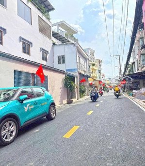 cho thuê nhà nguyên căn đường số ngay lâm văn bền . 4,2x23m . giá 14tr/tháng.