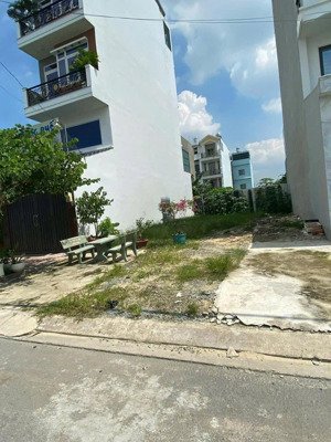 bán đất thổ cư 100 m² giá chỉ 1 tỷ tân an, long an sổ riêng, xây tự do