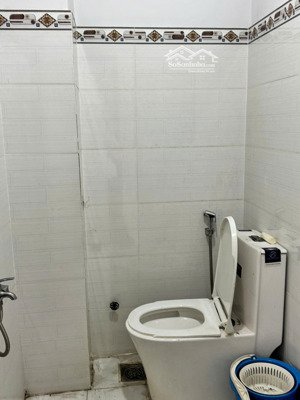 cho thuê nhà nc hẻm 190 nguyễn tiểu la 3 x 10m, trệt 2 lầu st - cầu thang cuối nhà giá 10 triệu