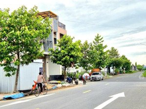 chính chủ bán gấp lô đất siêu đẹp gần chợ thủ thừa