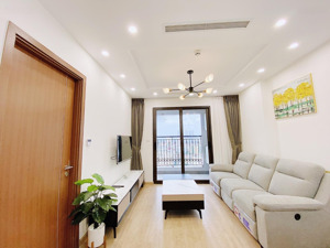 chính chủ bán căn góc 2pn dt 72m2 chung cư báo nhân dân, full nt đẹp 4.5 tỷ. lh 