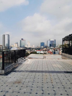 mặt phố hoàng gia hoàng cầu đống đa 210m2 x 11 tầng mt 6.5m