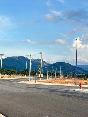 bán đất quốc lộ 19c, 150.2m2, 5 triệu / m2, vân canh, bình định