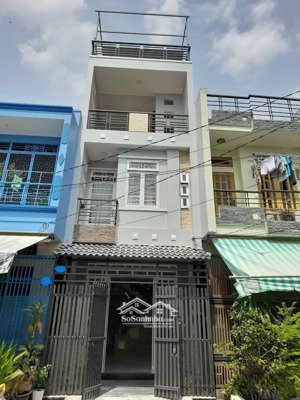 chủ gửi bán nhà mặt tiền bà điểm 3,8 tỷ/39m2 1 trệt 3 lầu đường 12m, 4pn 1 sân thượng sổ hồng riêng