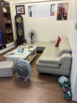 Bán chung cư tòa CT9 Việt Hưng-Long Biên-83m 2n2wc tầng trung-sẵn sổ giao dịch-giá 4.1 tỷ (thương lượng)