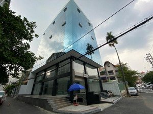 giảm 30 tỷ !bán toà siêu khan hiếm góc 2 mặt tiền nguyễn huy tưởng giá 95 tỷ call ms tâm 