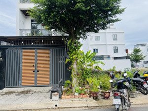 lô đẹp xây nhà hướng đông đầu đường nội bộ 14met kđt thái hưng chỉ 3,75 tỷ bao cọc/ 