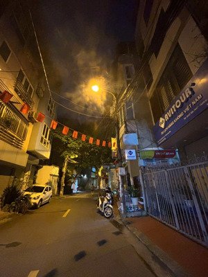 bán nhà mặt phố cù chính lan - nhà vừa ở và kinh doanh tốt, mặt phố chính 11,5 tỷ 