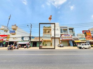 cho thuê nhà 4 lầu mặt tiền đối diện bv thánh tâm giá thuê siêu rẻ