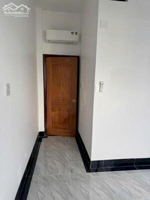 Cho thuê nhà hẻm 14 đường lý tự trọng, gần công viên lưu hữu phước