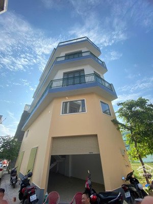 cho thuê phòng trọ đường tktq, đối diện ubnd p. bhh, phòng mới đẹp, có ban công, giá 2,6 triệu/th