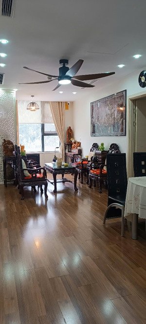 cho thuê căn hộ chung cư cao cấp golden armor nam cao - giảng võ 105m2