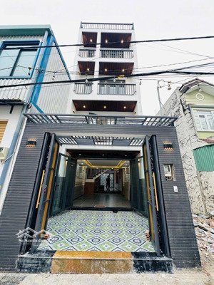 bán nhà mới xây full nội thất 1 trệt 1 lửng 3 lầu 1/ ngắn đường thạnh lộc 13, quận 12. giá chỉ 6tỷ2
