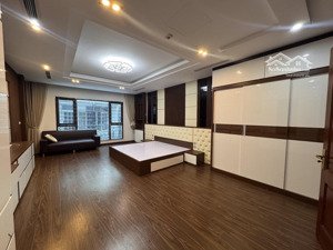 bán nhà phân lô huỳnh thúc kháng 65m, 7 tầng, vỉa hè rộng, kinh doanh. giá 27 tỷ