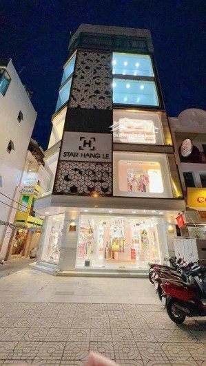 phố tây sang trọng! bán mt lê thị riêng gần chợ bến thành - 8x18m 5 tầng, hđt 150tr - giá: 50 tỷ