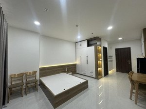 cho thuê ot 36m2 view đẹp- yên tĩnh- sunrise riverside-full nt- 10tr- chủ nhà dễ thương- 